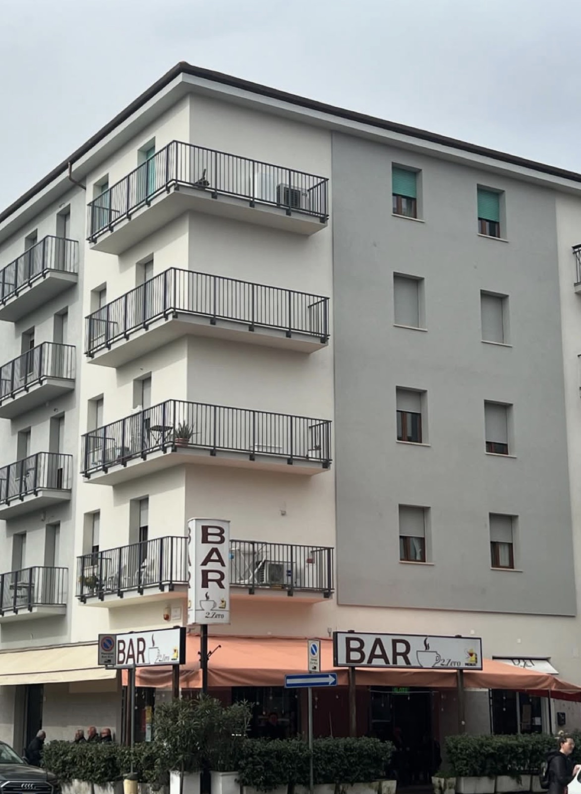Cappotto termico e centrale termica di un condominio, San Giovanni Valdarno (AR)