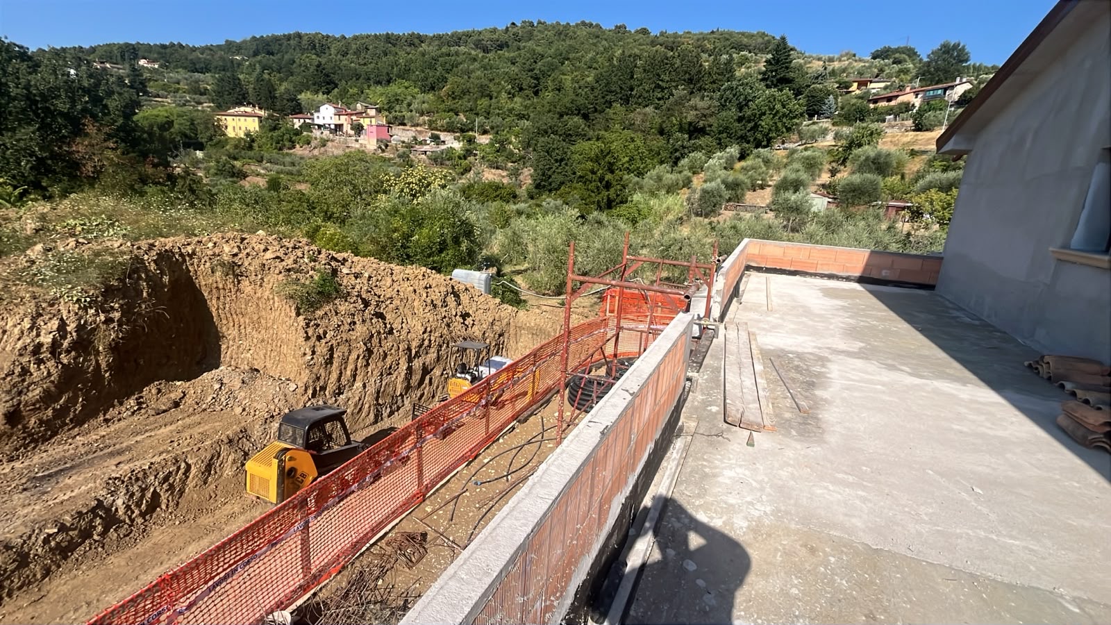 Villa trifamiliare di nuova costruzione, San Donato